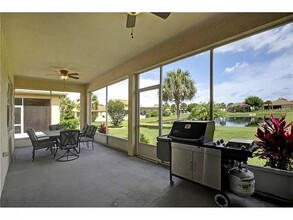 11005 Holly Cone Dr in Riverview, FL - Building Photo - Building Photo