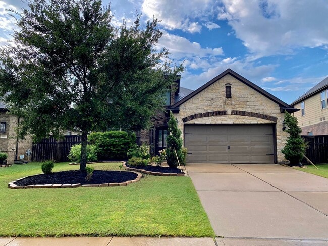 property at 5446 Little Creek Ct