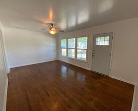 1926 S 55th St in Temple, TX - Building Photo - Building Photo