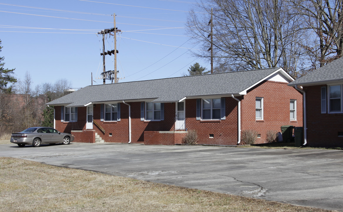 819 Church St in Central, SC - Building Photo