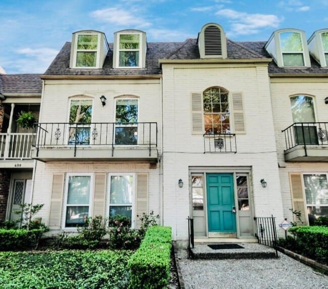 property at 496 N Post Oak Ln