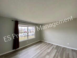 6032 Riversport Ct in Indianapolis, IN - Building Photo - Building Photo