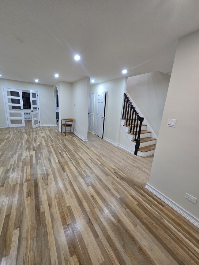 5028 65th Pl in Woodside, NY - Building Photo - Building Photo