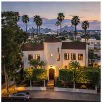 1427 N Kingsley St in Los Angeles, CA - Building Photo