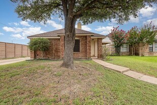 1521 Wheatfield Ct in Mesquite, TX - Building Photo