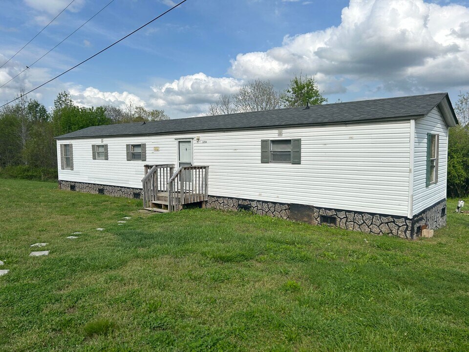 21759 Landwood Trail in Locust, NC - Building Photo