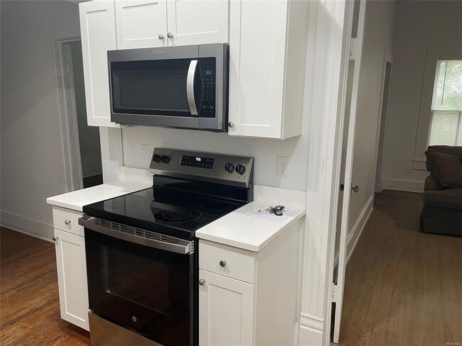 property at 406 B King St