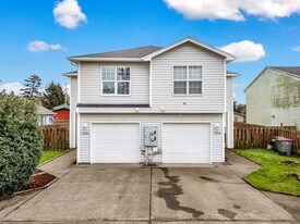 1536 S Main Ave in Warrenton, OR - Building Photo