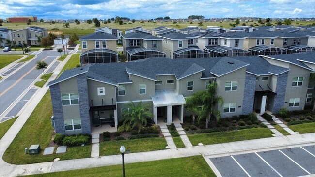 1092 Leader St in Davenport, FL - Building Photo - Building Photo
