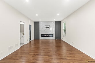 1495 Dearborn Ct in Mount Prospect, IL - Building Photo - Building Photo