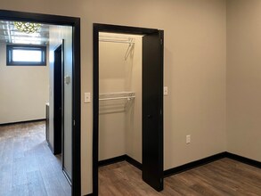 2416 E Carson St in Pittsburgh, PA - Building Photo - Building Photo