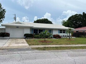 11093 54th Ave N in St. Petersburg, FL - Building Photo
