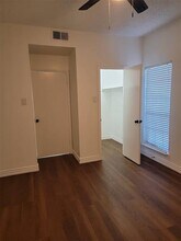 1503 N Garrett Ave in Dallas, TX - Building Photo - Building Photo