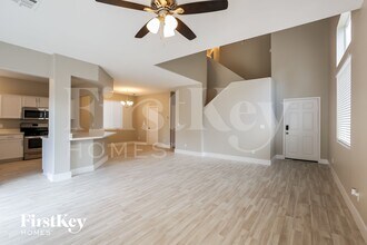 8905 W Tumblewood Ave in Las Vegas, NV - Building Photo - Building Photo