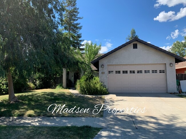 property at 15 Leland Ct