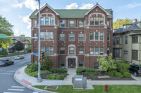 1146 Ontario St in Oak Park, IL - Foto de edificio - Building Photo