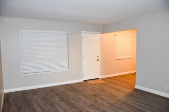 13142 La Pata St in Westminster, CA - Building Photo - Building Photo