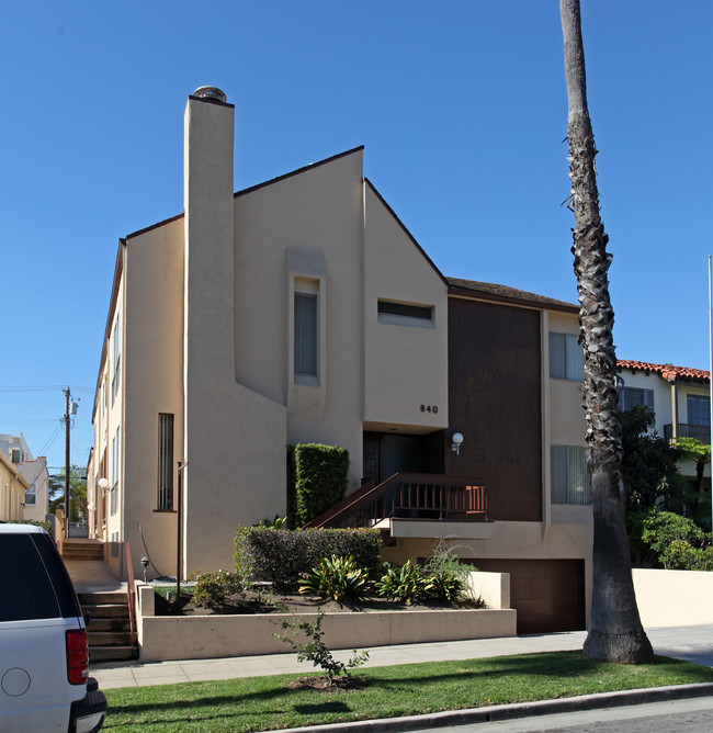 840 18th St in Santa Monica, CA - Building Photo - Building Photo