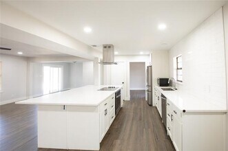 1929 N Lake Trail in Denton, TX - Building Photo - Building Photo