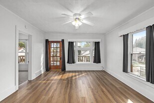 1639 Wendler Ave SW in Wyoming, MI - Building Photo