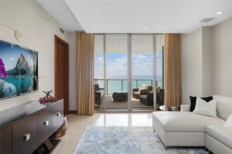 9703 Collins Ave in Bal Harbour, FL - Building Photo - Building Photo