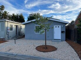 1755 Mission Cliff Dr, Unit 1753 in San Diego, CA - Building Photo