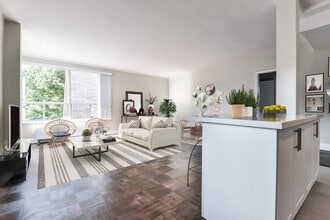 Forest Hill Residences in Toronto, ON - Building Photo - Building Photo