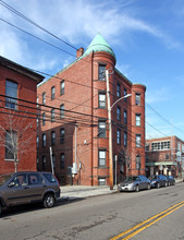 109 Windsor St in Cambridge, MA - Foto de edificio - Building Photo