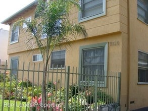 11320 Tiara St in North Hollywood, CA - Building Photo - Building Photo