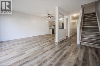 110 Activa Ave in Kitchener, ON - Building Photo - Building Photo