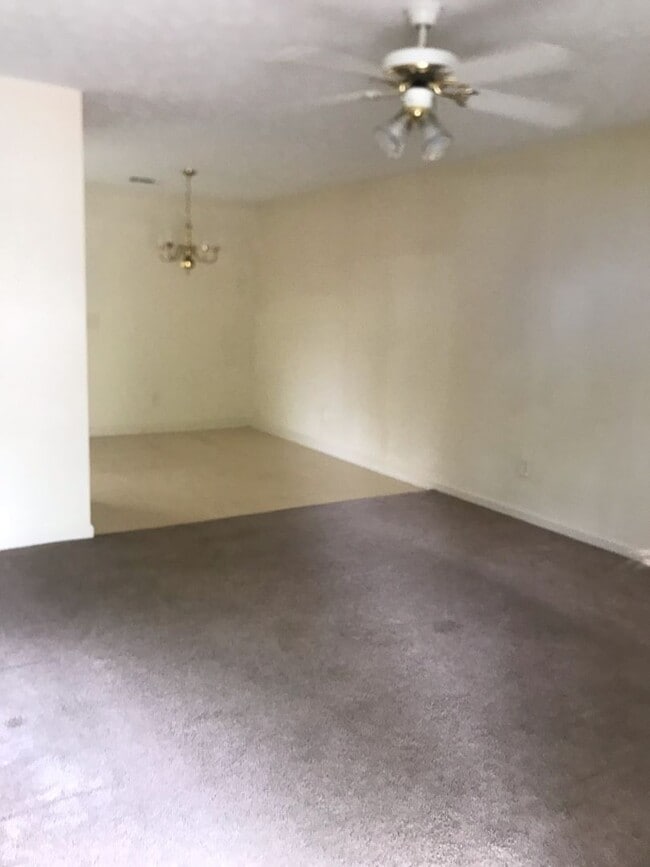 2109 1st Ave in Phenix City, AL - Building Photo - Building Photo