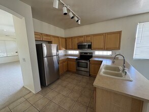 17509 W Hope Dr in Goodyear, AZ - Building Photo - Building Photo