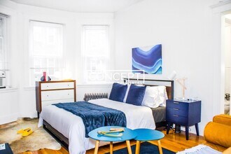 121 Park Dr in Boston, MA - Building Photo - Building Photo