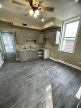 2243 S Trumbull Ave in Chicago, IL - Building Photo - Building Photo