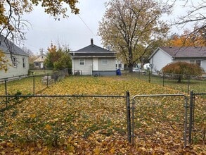 1239 Goodman Ave in Hamilton, OH - Building Photo - Building Photo