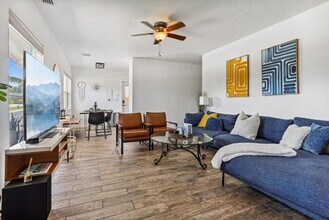 917 W Drew St in Lantana, FL - Building Photo - Building Photo