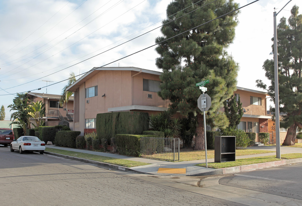 4671 Acacia St in Bell, CA - Foto de edificio