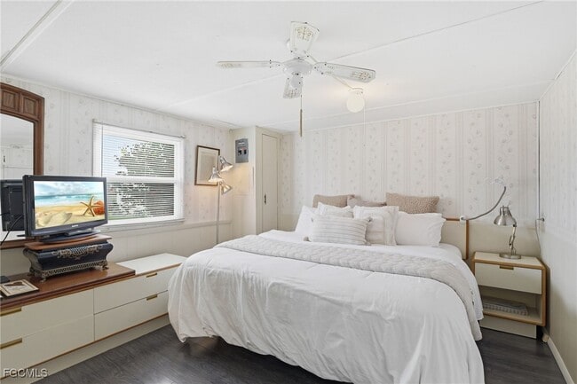 property at 24 Cheyenne Trail