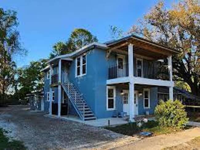 property at 106 W Factory St