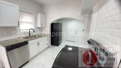 2217 E 37th St in Kansas City, MO - Building Photo - Building Photo