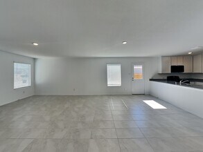 9809 Papillion Wy in Fort Worth, TX - Building Photo - Building Photo