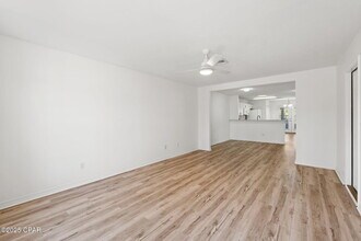 3102 Meadow St in Lynn Haven, FL - Building Photo - Building Photo