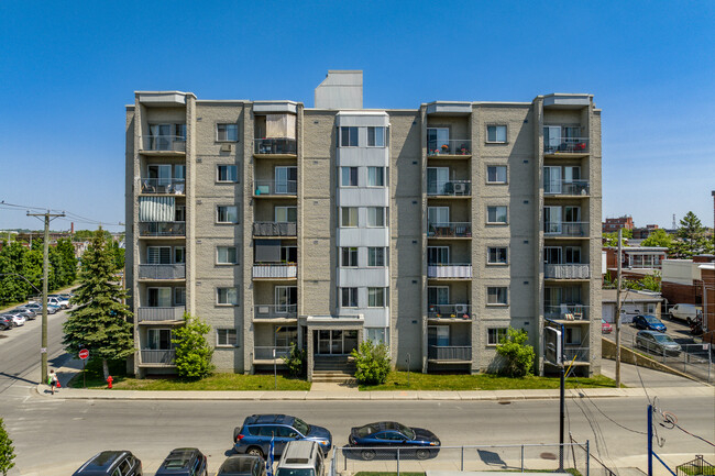380 10E Av in Montréal, QC - Building Photo - Building Photo