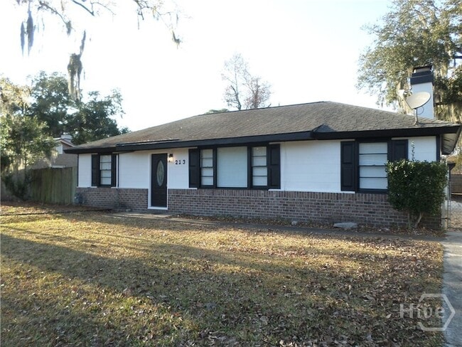 213 Olmstead Dr in Garden City, GA - Building Photo - Building Photo