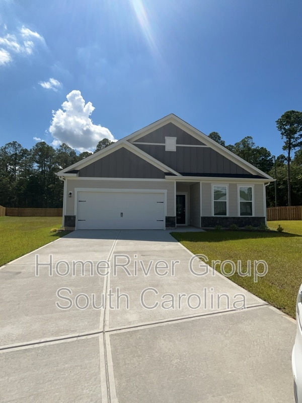 property at 720 Honeydew Dr