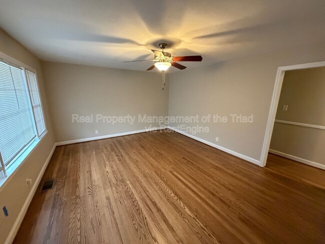 2748 Lyndhurst Ave in Winston-Salem, NC - Building Photo - Building Photo