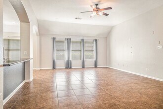 139 N Hawkhurst Cir in Magnolia, TX - Building Photo - Building Photo