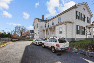 10 Nickerson St in Pawtucket, RI - Building Photo - Building Photo