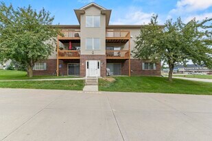 10 Zeller Crossing in North Liberty, IA - Building Photo