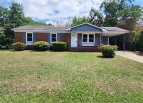 346 Tucson Dr in Fayetteville, NC - Building Photo